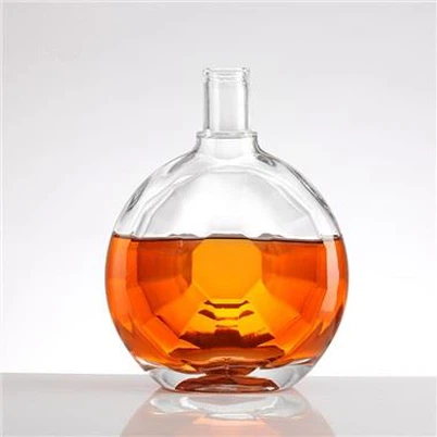 Botella de licor de cristal