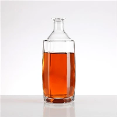 Botellas de licor de vidrio de 70 cl.